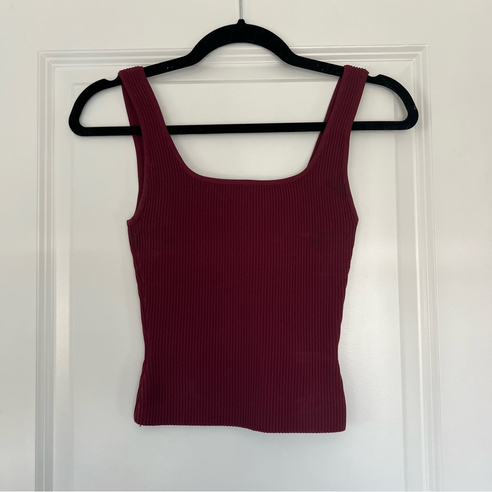 Aritzia Babaton Sculpt Knit Squareneck Tank